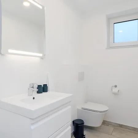 Holiday home 5 Bedroom Cozy In Lembruch-duemmer Lembruch