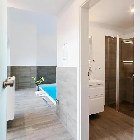 5 Bedroom Cozy In Lembruch-duemmer Holiday home