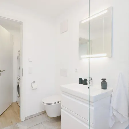 5 Bedroom Cozy In Lembruch-duemmer Holiday home
